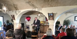 2021-10-28_Anthologiepräsentation3.JPG